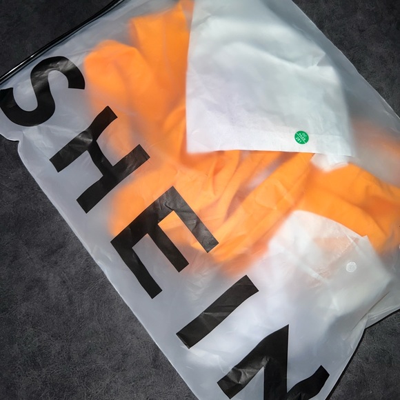 Plain Cut-out One Shoulder One Piece Swimsuit - Picture 5 of 6